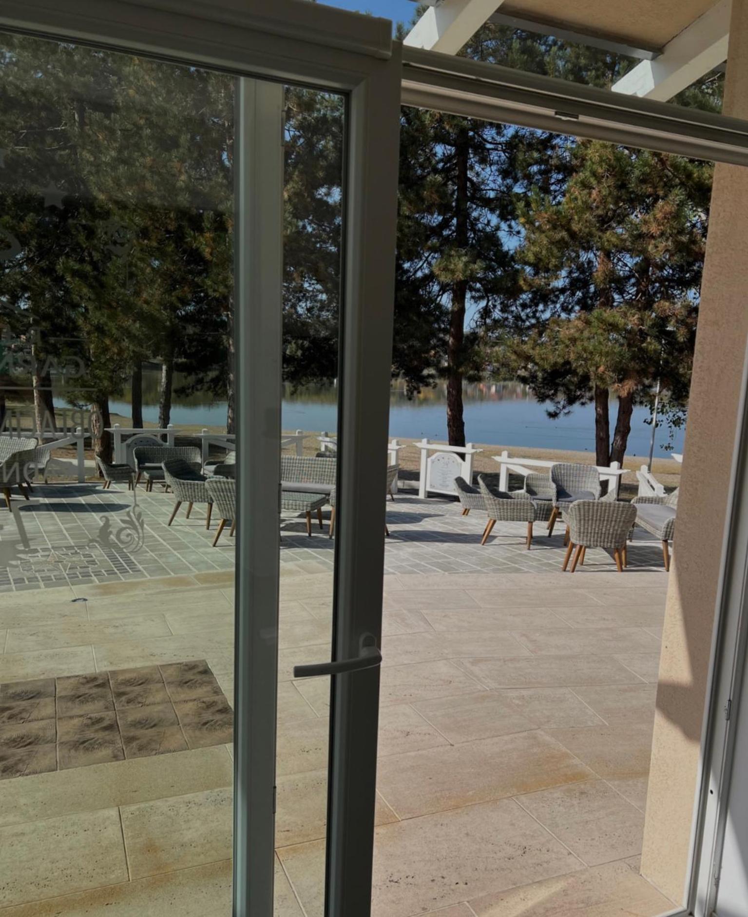 Garni Hotel Oblacinsko Jezero Oblacina Exterior foto